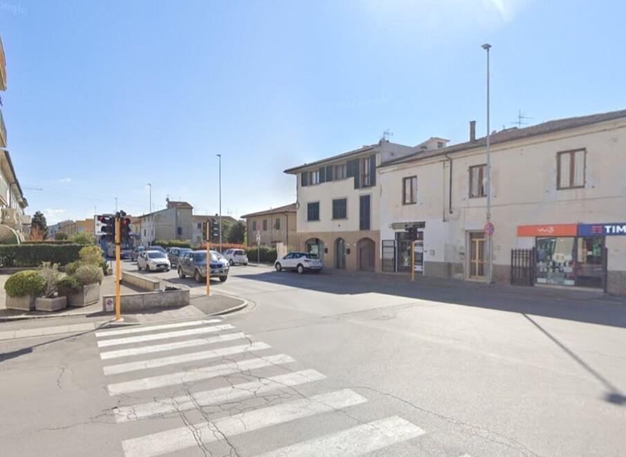 Empoli, multe a chi passa col rosso anche in via dei Cappuccini