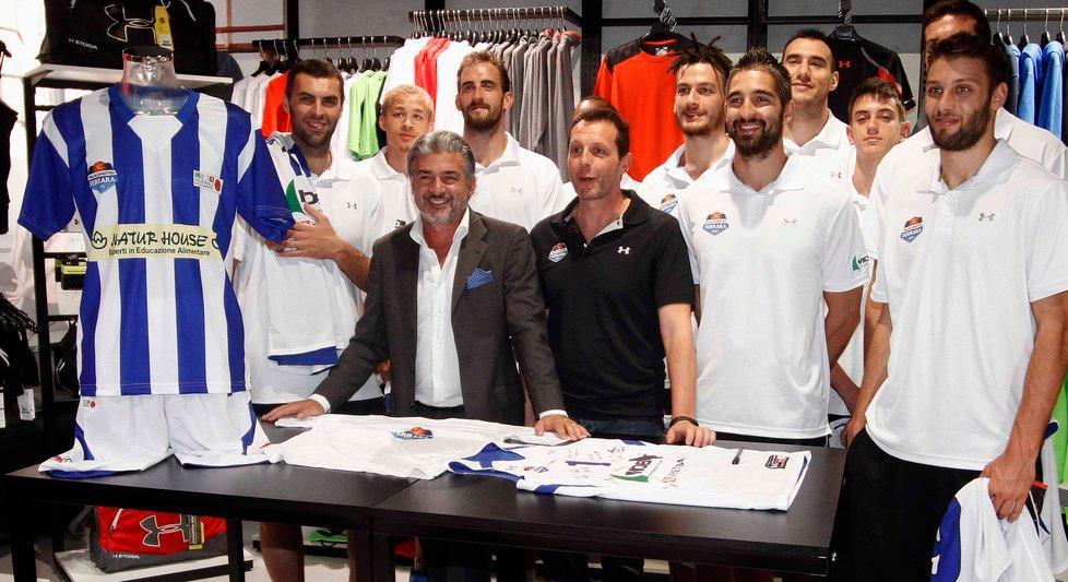 Da ProShop presentate le maglie da gara