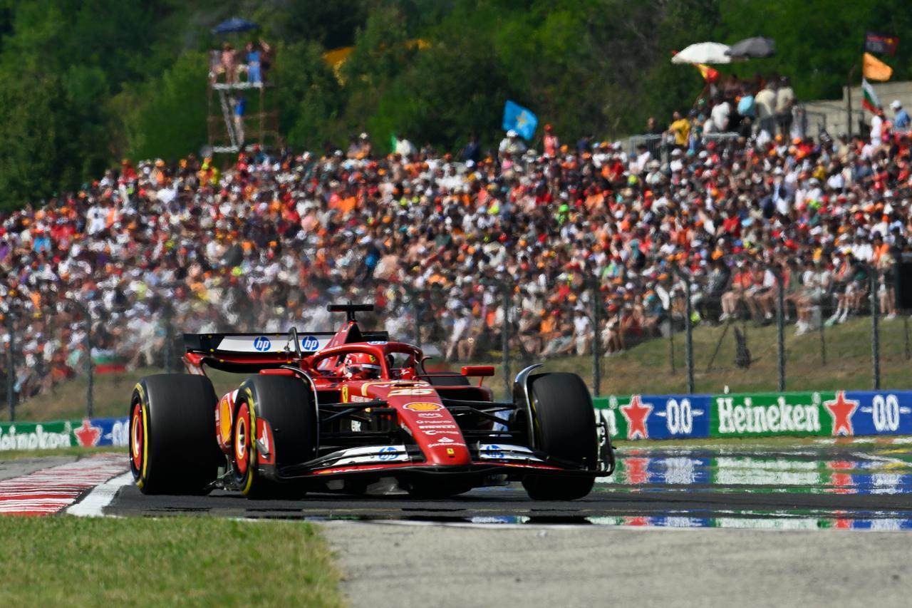 Ferrari ai piedi del podio con Leclerc nel Gp d’Ungheria, sesto Sainz
