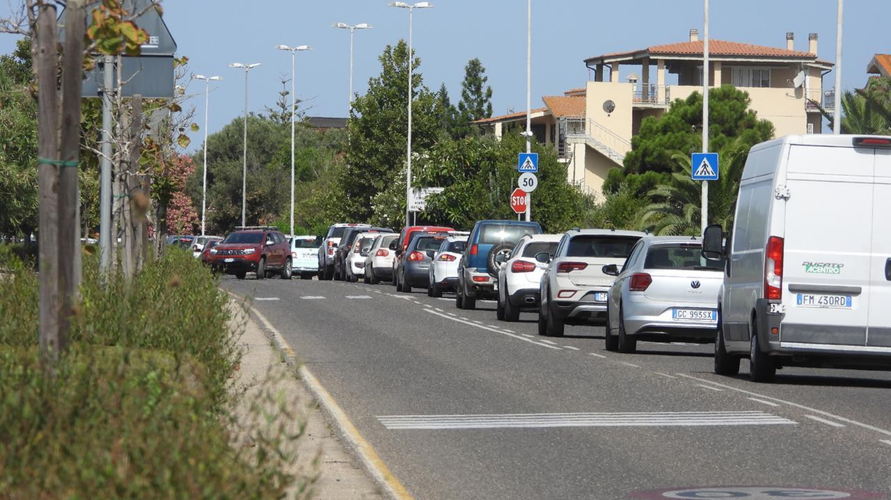 La coda nel prolungamento di Viale Repubblica