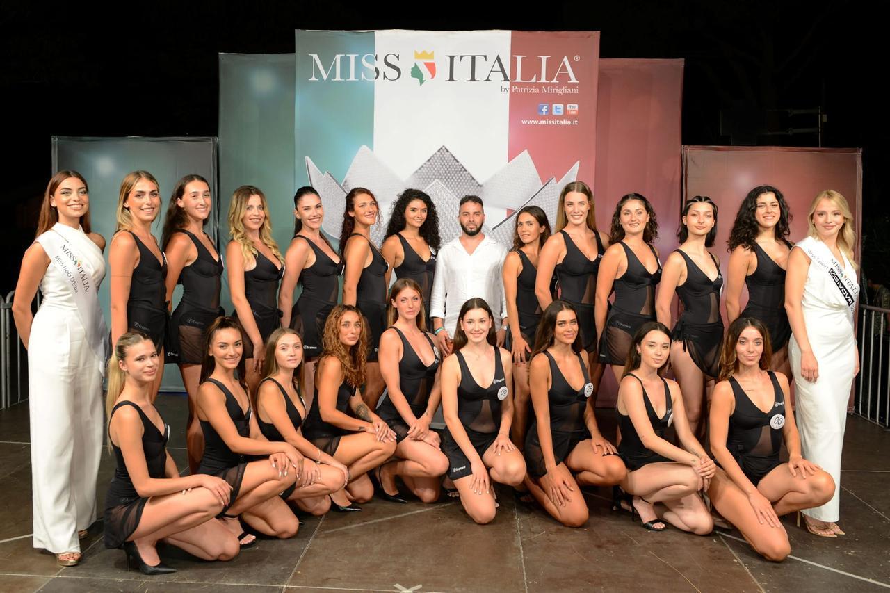
	Le venti finaliste di Miss Elba

