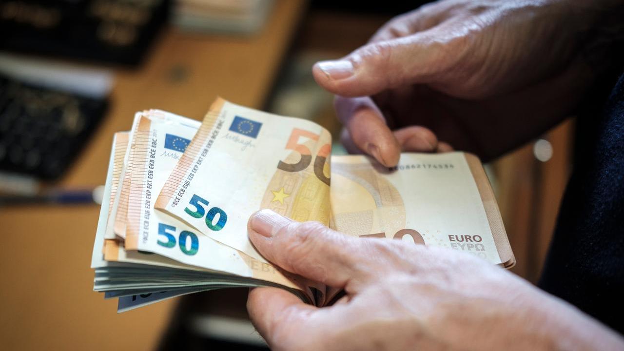 Meno soldi in banca, in un anno in Toscana depositi calati di 2,3 miliardi. Le soluzioni per una crescita