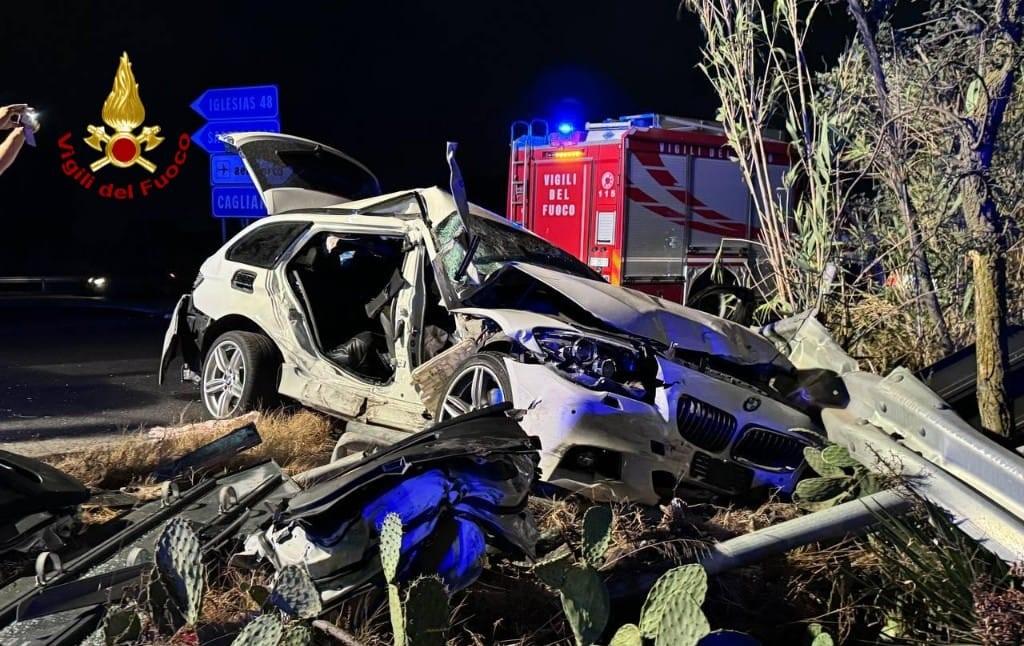 Terribile schianto nella notte lungo la statale 130 per Elmas: sei feriti, tre in codice rosso