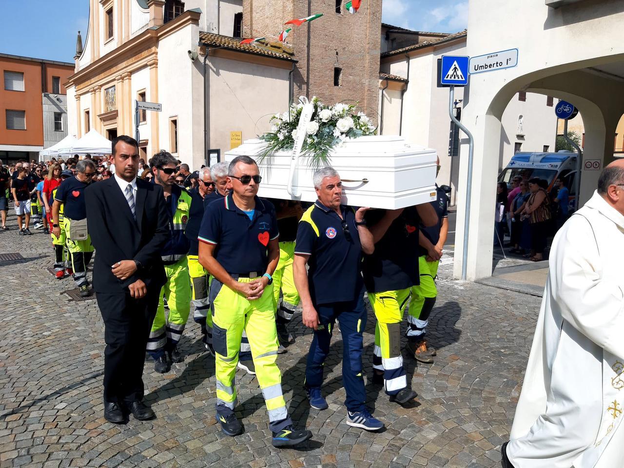«Cara Elisa, ci mancherà tanto il tuo sorriso»