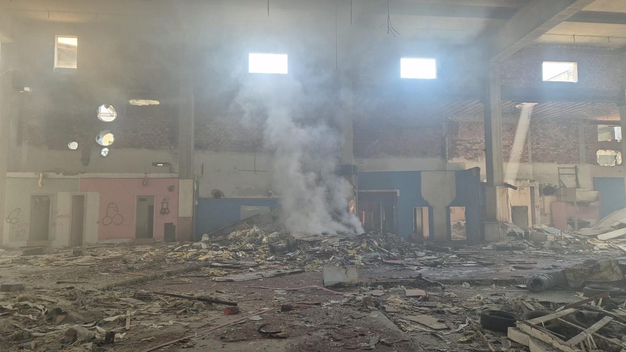 Incendio nell’ex discoteca Kiwi di Piumazzo