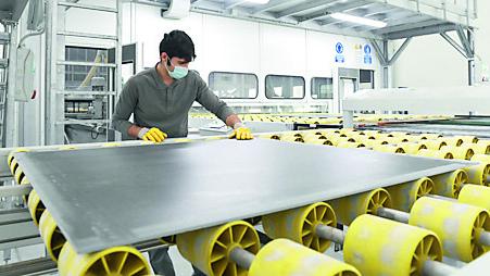 Ceramiche, ecco il nuovo contratto Ora la parola passa ai lavoratori