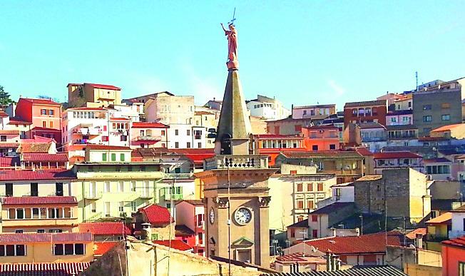 
	Un panorama di Ozieri

