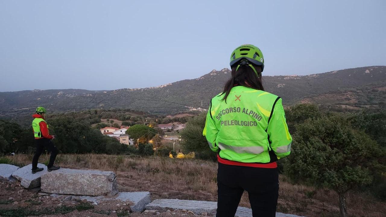 Anziano scomparso a Luogosanto, attivato il soccorso alpino e speleologico