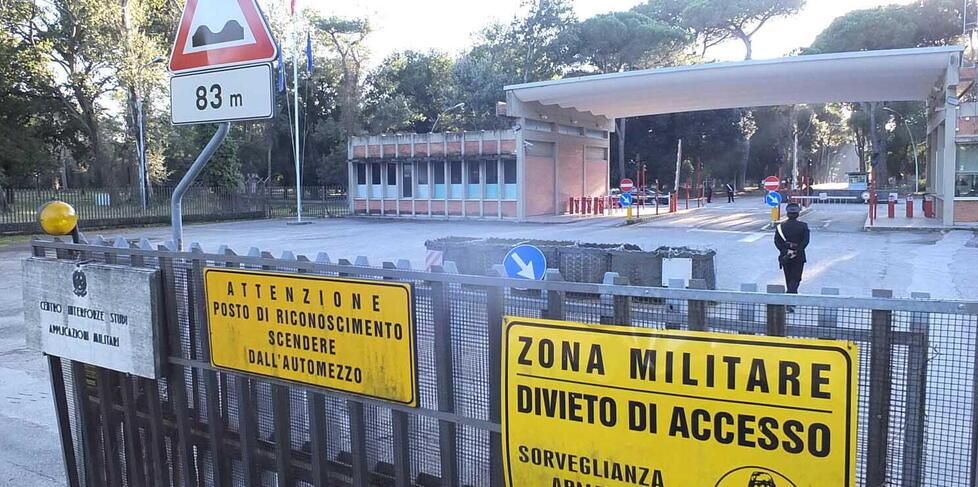 Nella foto l’ingresso dell’area del Cisam a San Piero a Grado