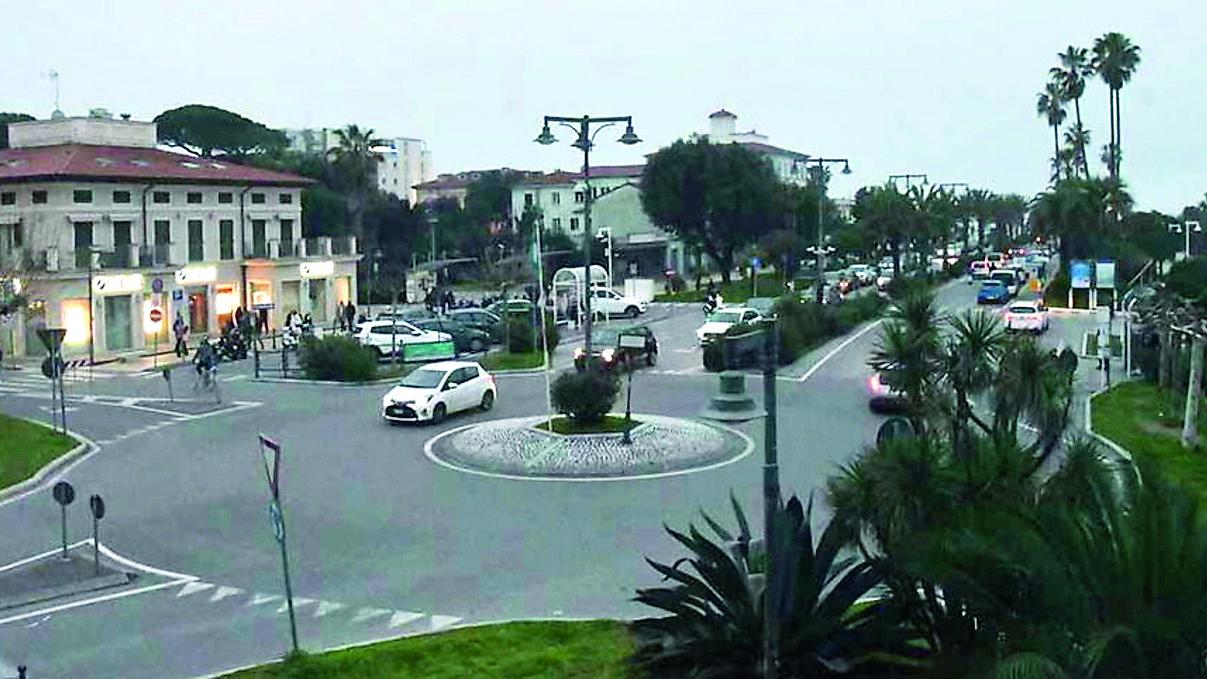 Nella foto piazza Betti a Marina vista dall’alto