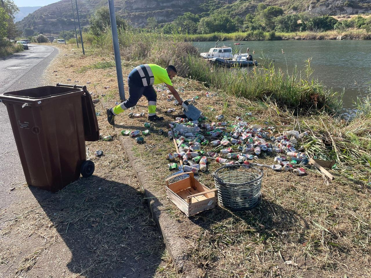 
	I rifiuti recuperati nel Lungotemo Amendola

