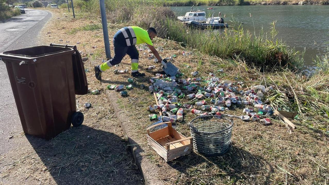 I rifiuti recuperati nel Lungotemo Amendola