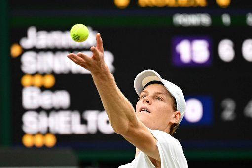 Sinner salta le Olimpiadi di Parigi per una tonsillite: «Sono amareggiato»