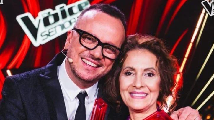 Golfo Aranci, con Gigi D’Alessio sul palco la cantante sarda Diana Puddu