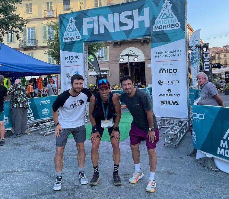 Corre per 22 ore di fila sul Monviso, l'impresa di Marco Bellini, sanfeliciano di 37 anni: «Fatica e gioia per 160 chilometri»