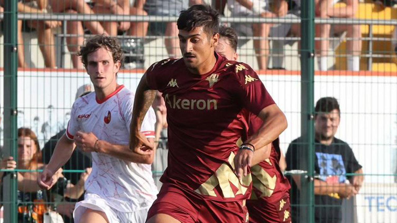 Alessandro Malva, attaccante classe 2004 qui con la maglia del Tau