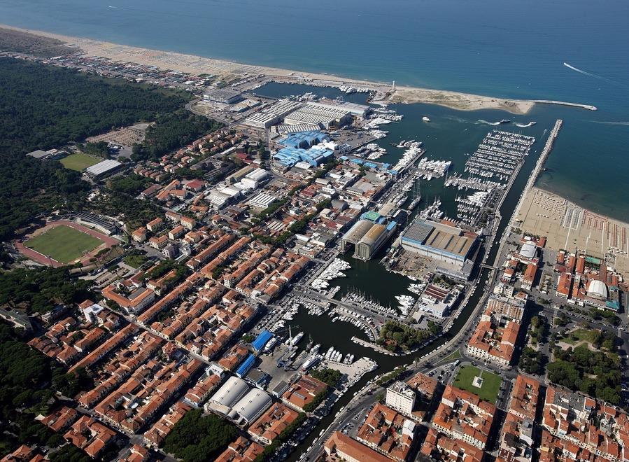 L’intelligenza artificiale e l’industria nautica: al forum del Tirreno il ministro Musumeci