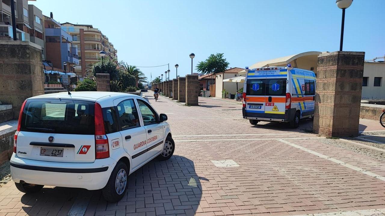 Marina di Grosseto, anziano colto da malore