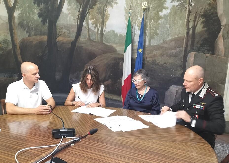 Lucca, appartamenti confiscati e destinati ai carabinieri