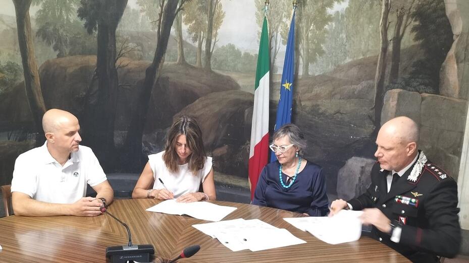 Lucca, appartamenti confiscati e destinati ai carabinieri