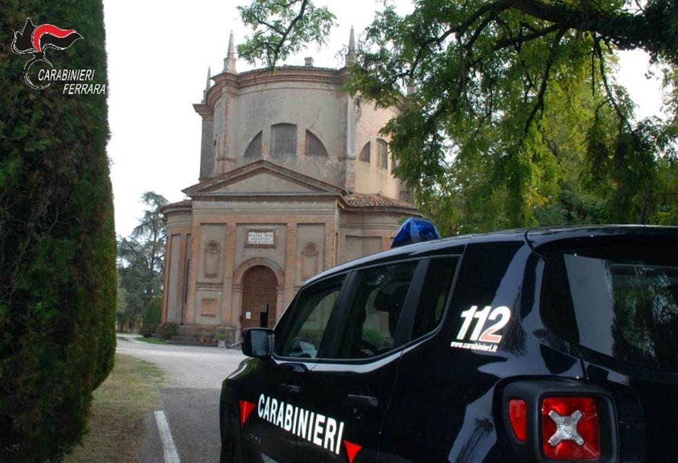 Argenta, sequestrati tre chili di bulbi di papaveri da oppio: una denuncia