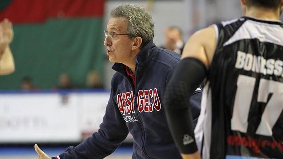ex coach del Golfo Andrea Zanchi: l’allenatore era subentrato un mese fa a Damiano Cagnazzo