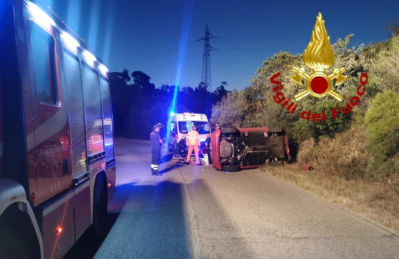 Arzachena, due incidenti stradali nella notte: una ragazza ferita in ospedale