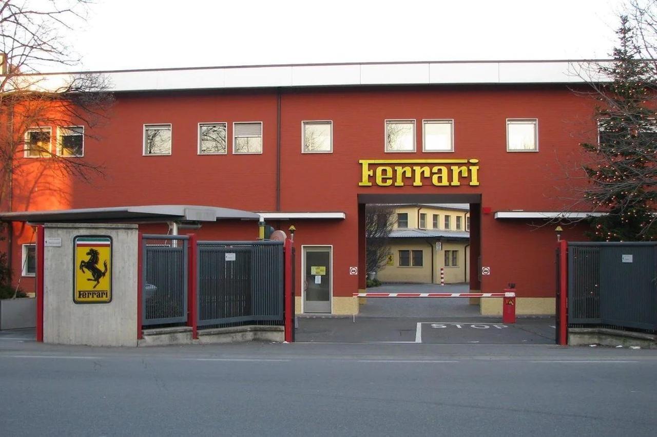 Con l’intelligenza artificiale tentano la truffa alla Ferrari