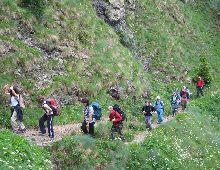 In cerca di relax sull'Appennino: «Camminare nel verde induce calma interiore»
