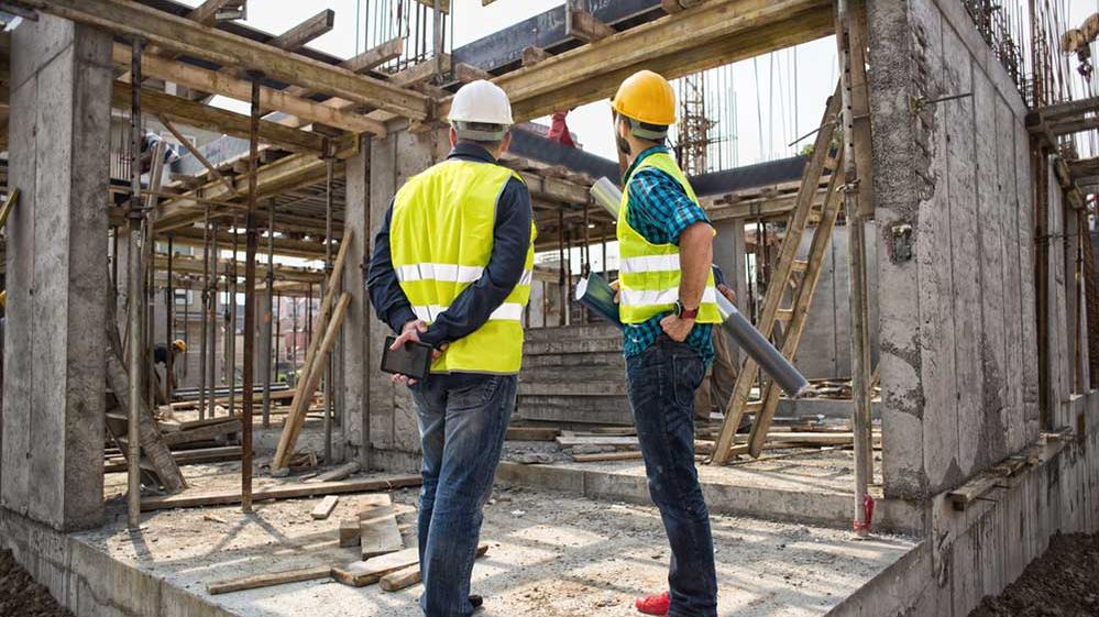 Salva-casa e Piano Casa: un mix perfetto per sanare gli abusi nell’isola