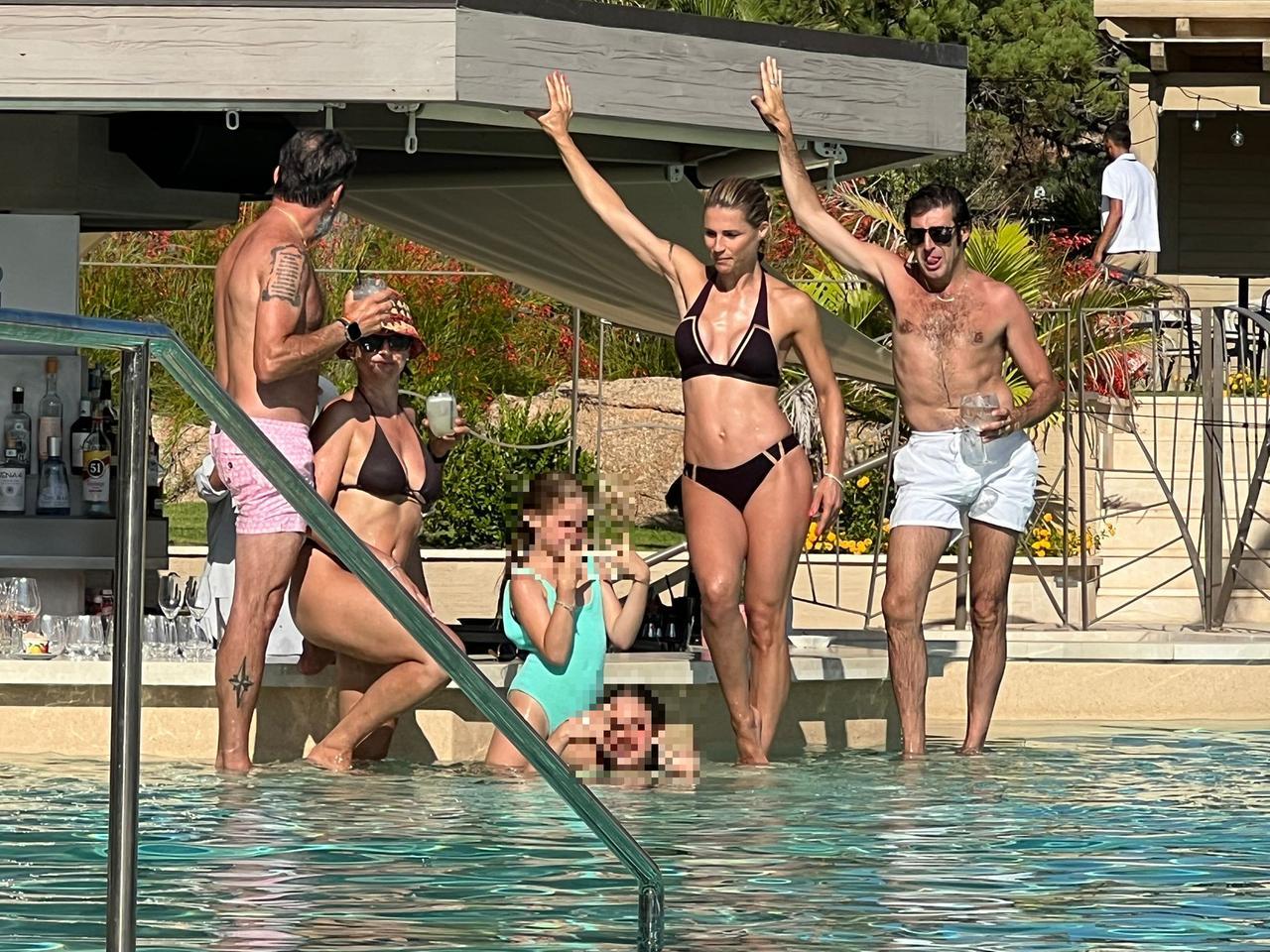 Vacanze in famiglia in Sardegna per Michelle Hunziker