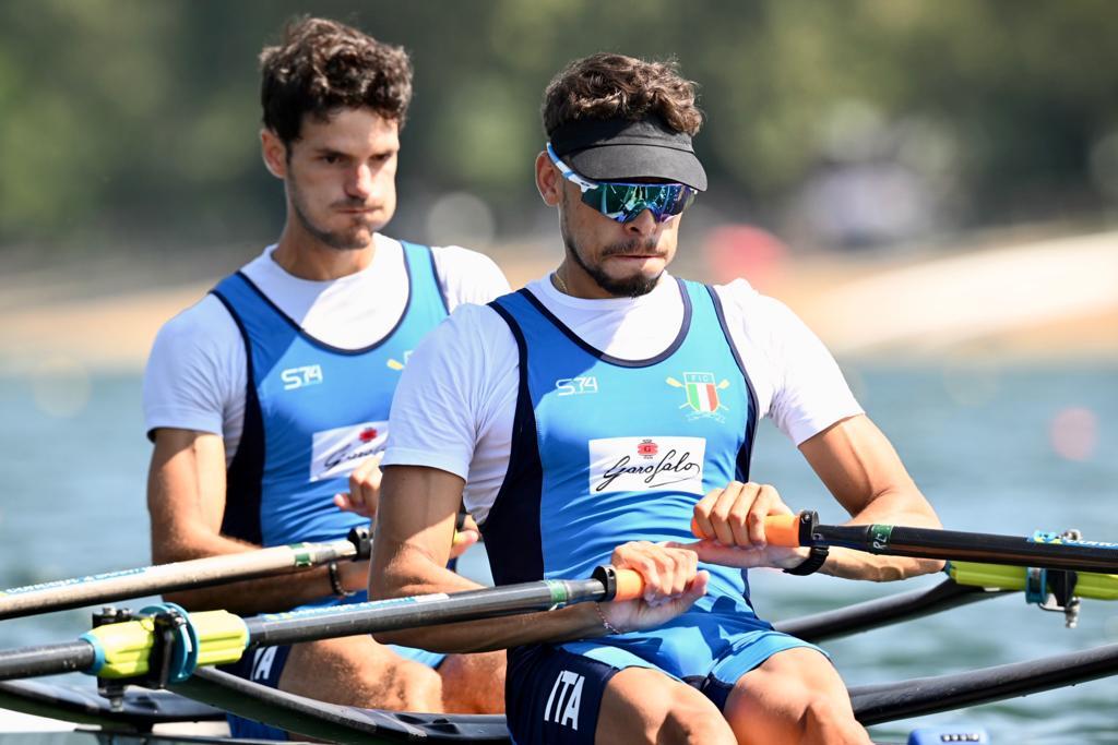 Canottaggio, Stefano Oppo e Gabriel Soares vincono la batteria e volano in semifinale