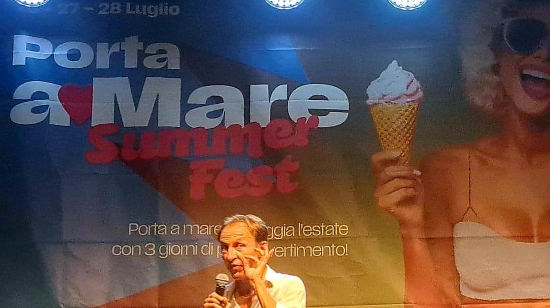 Cristiano Militello accende il pubblico di Livorno, Porta a Mare gremita