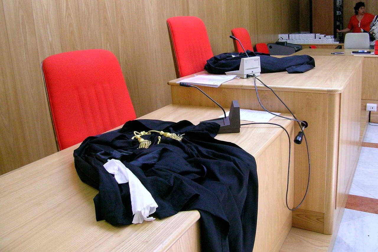 Prato, l’esodo dei giudici verso Firenze rallenta la macchina della giustizia