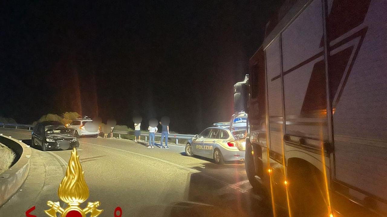 Olbia, scontro fra tre auto a Pittulongu: anche un bambino tra i quattro feriti