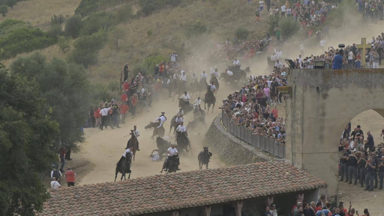 Sedilo l'ardia a cavallo di San Costantino
