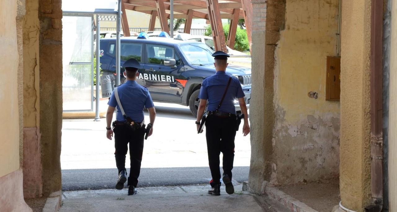 Dolianova, 32enne minaccia il suicidio: salvato dai carabinieri