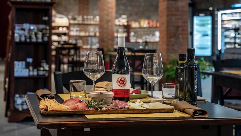 Il punto Vendita Cantina Vini di maremma: tappa da non perdere Alla scoperta della Maremma Toscana