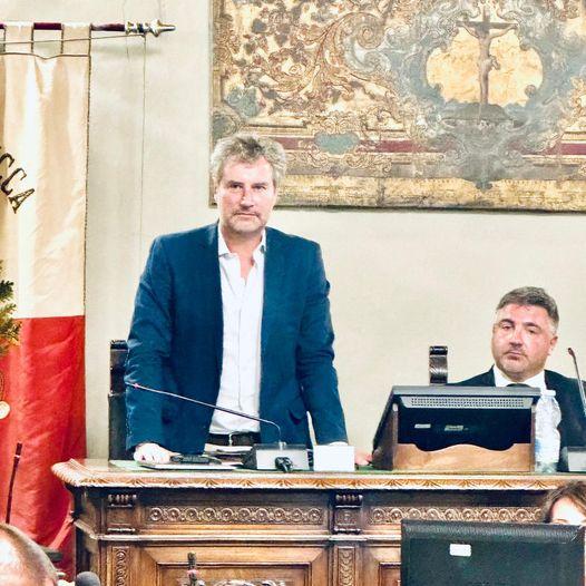 Lucca, caso latitante Palmeri e mafia: il sindaco vuole querelare – Video