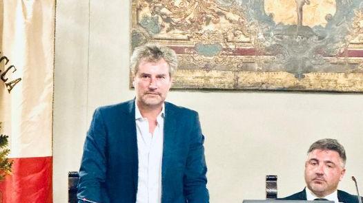 Lucca, caso latitante Palmeri e mafia: il sindaco vuole querelare – Video