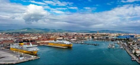 Livorno, licenziato delegato sindacale: «Pronti a bloccare il porto»