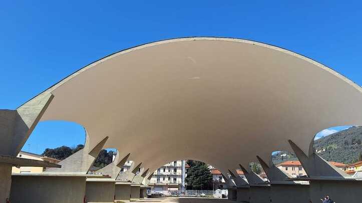 Pescia, riapre il vecchio mercato dei fiori