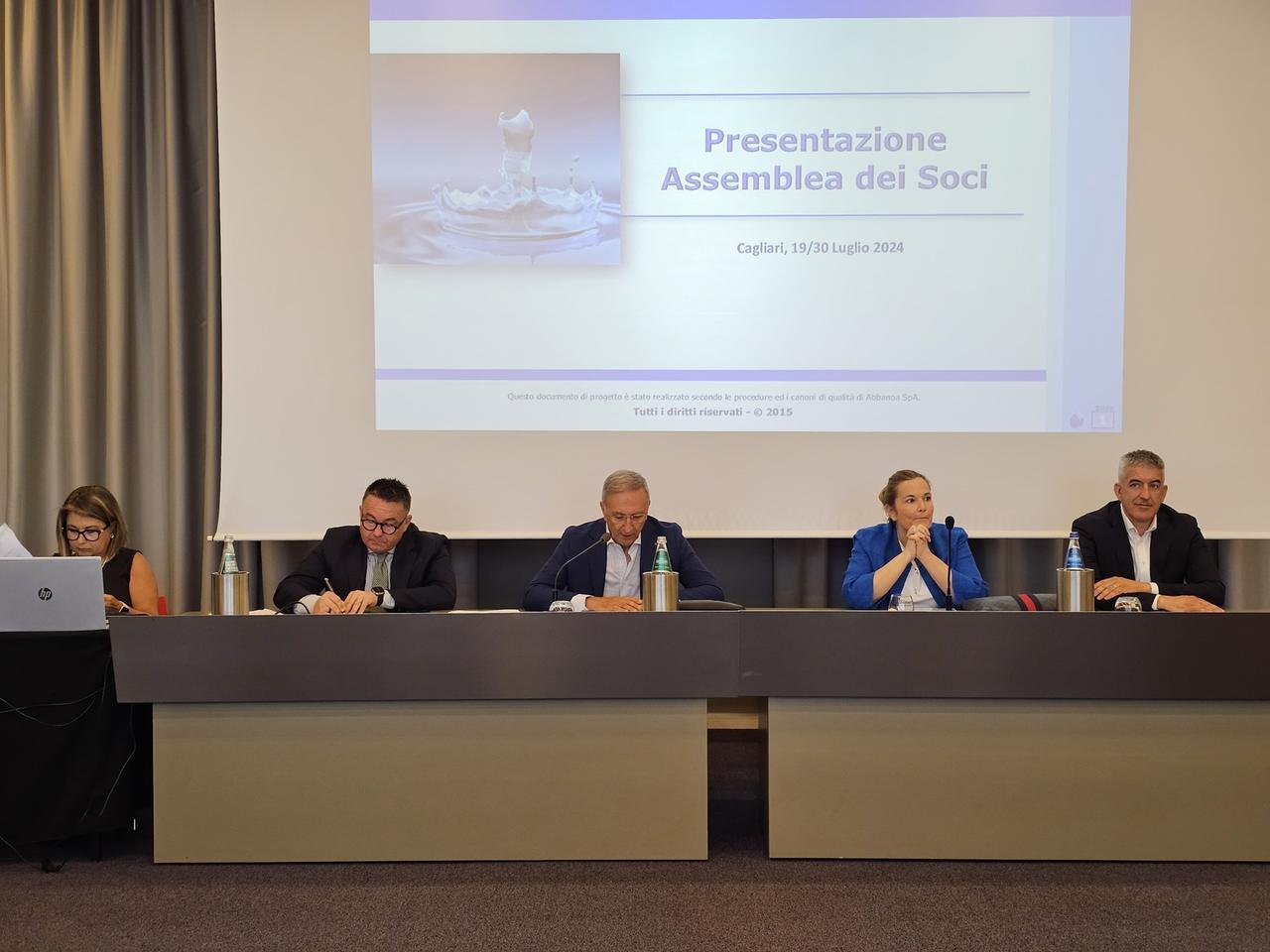 Todde: «Da Abbanoa 150 milioni euro di danni erariali». La replica: «Una svista o cattiva informazione»