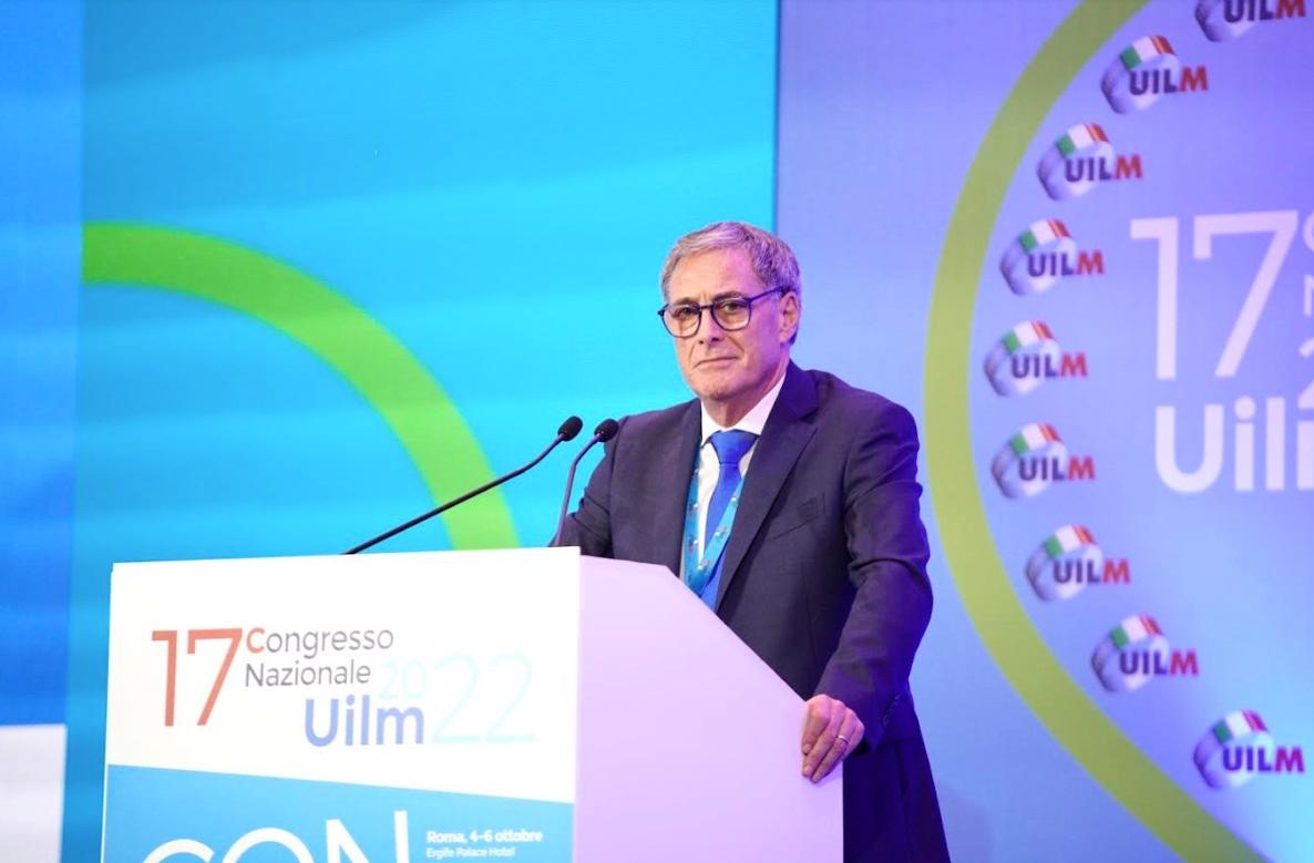 Stellantis cambia idea su Maserati: «Non vendiamo e sarà potenziata»