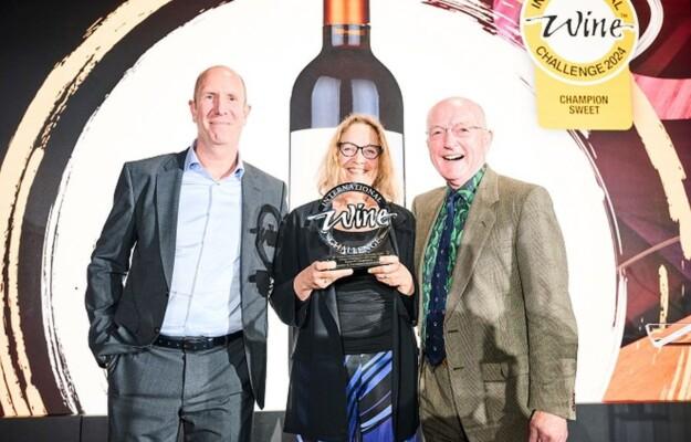 Il Vinsanto di Capezzana è il miglior vino dolce del mondo