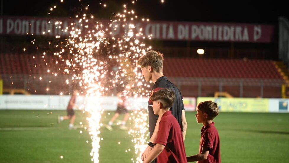 Pontedera Vittoria e passerella La festa granata diventa doppia