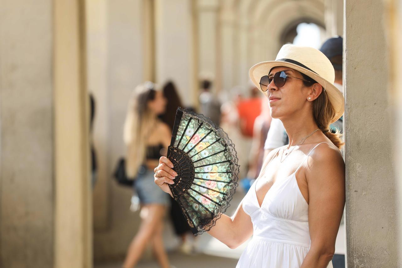 Meteo Toscana, una pausa dal caldo afoso ma dura pochissimo: come sarà il primo weekend di agosto