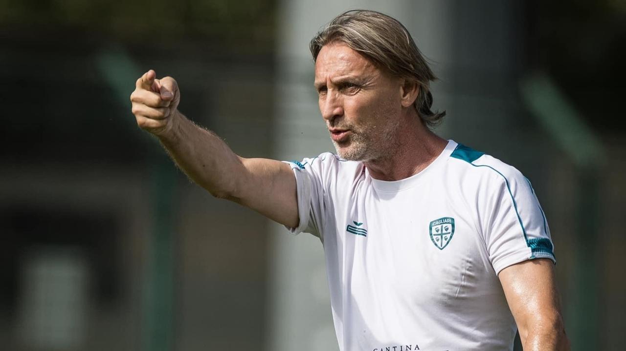 Cagliari, senti Nicola: «Contento del ritiro, seguiamo il percorso tracciato»