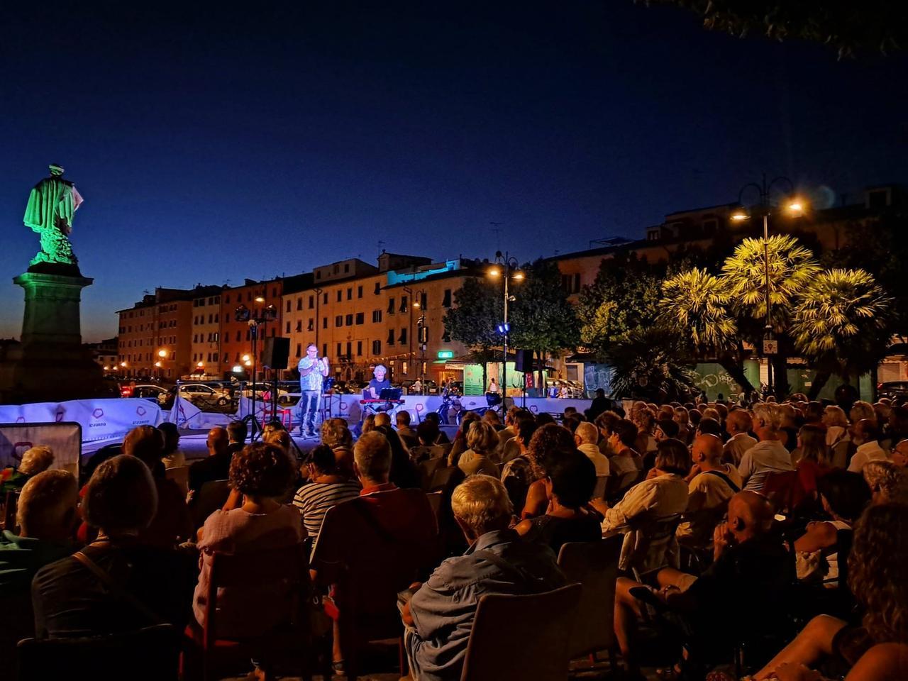 Livorno, Garibaldissima dei record: quasi 4mila spettatori in piazza. «Motore sociale, esperimento riuscito»