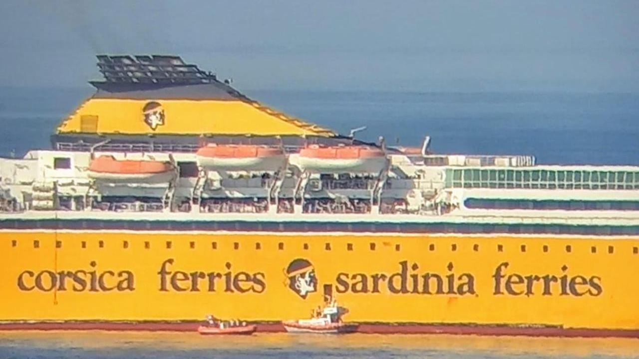 Malore sul traghetto, turista di 20 anni soccorso dalla guardia costiera allo Scoglietto